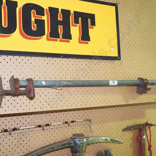 pipe clamp