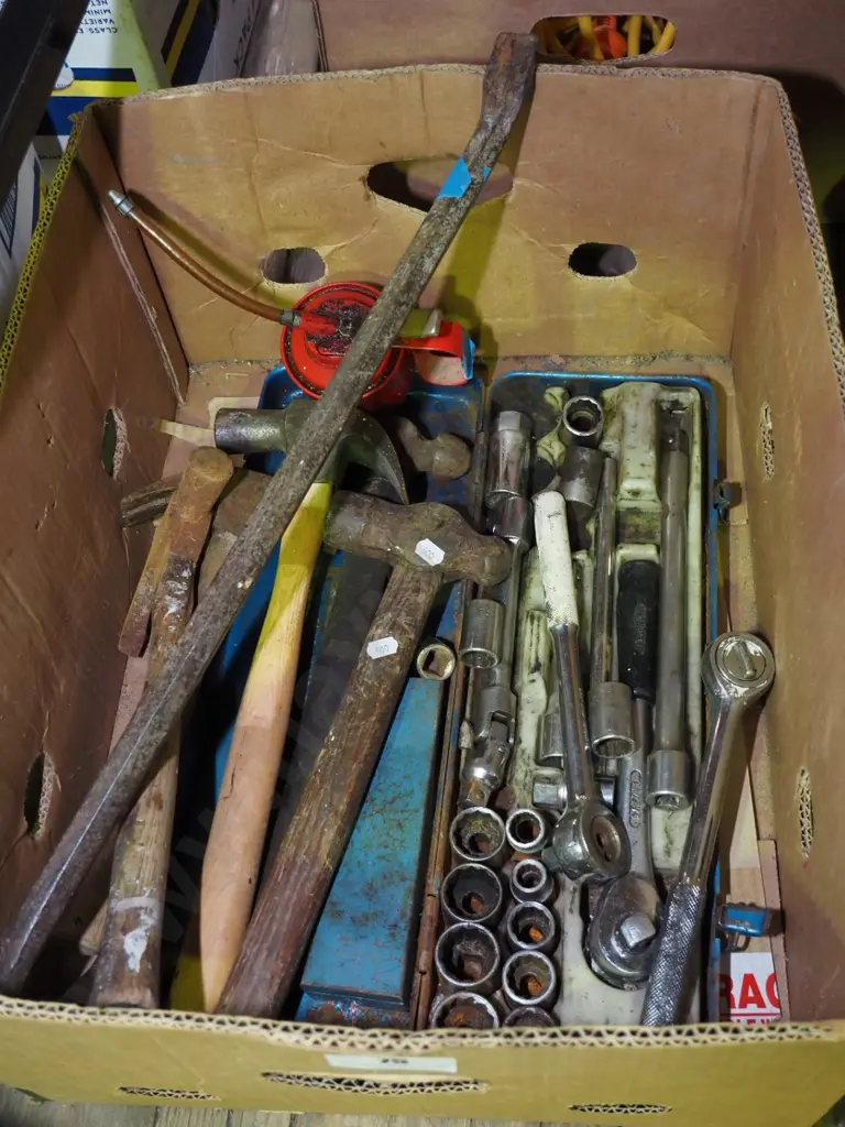 box; hammers, oilers etc Image 1++