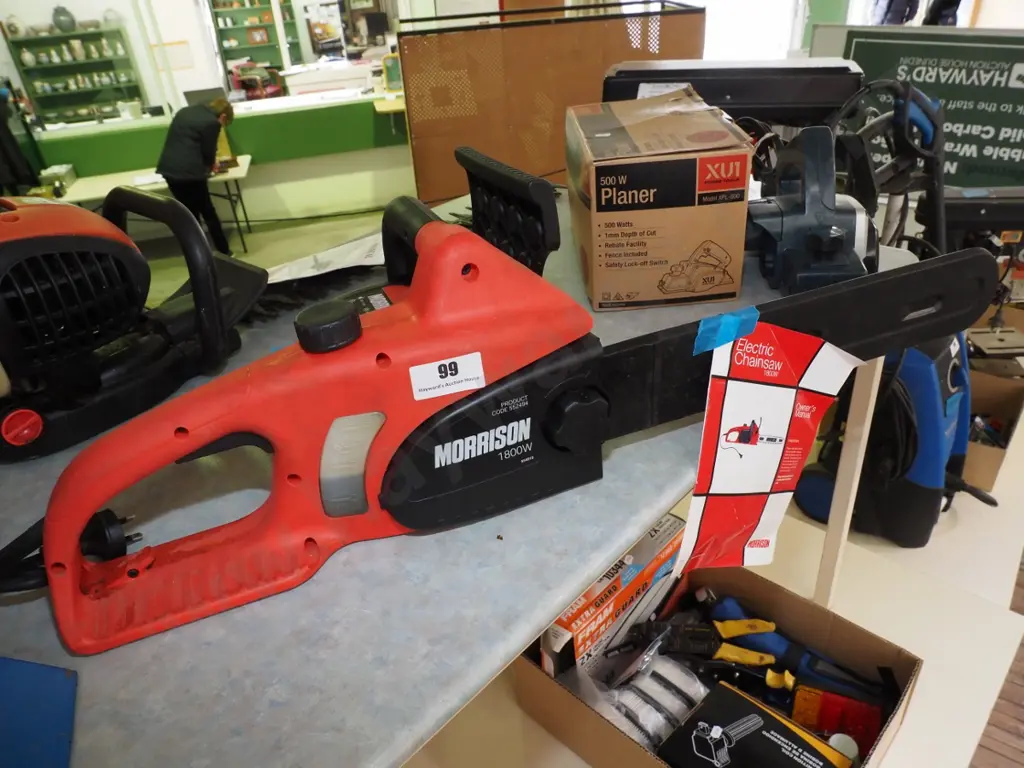 Morrison 1800 W electric chainsaw Image 1++