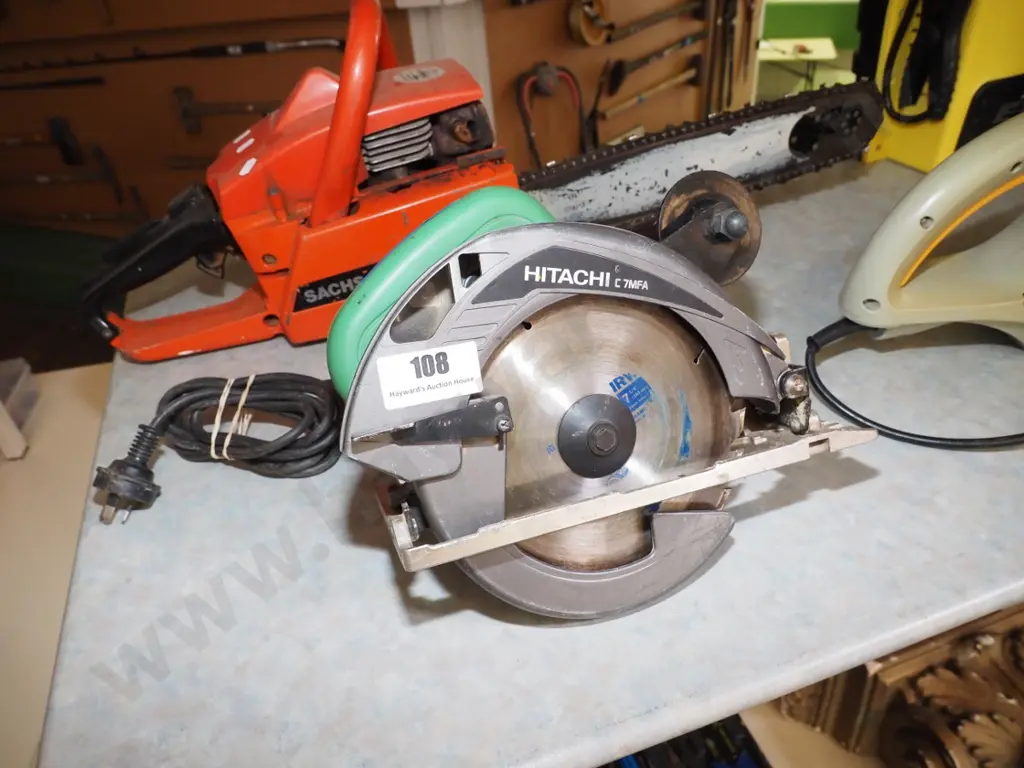 Hitachi skilsaw Image 1++