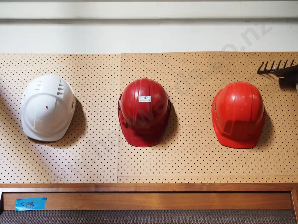 3 hard hats Image 1++