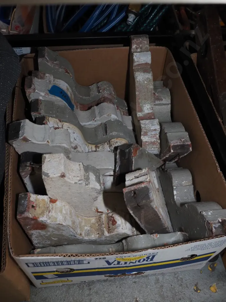 box of wooden architectural brackets Image 1++