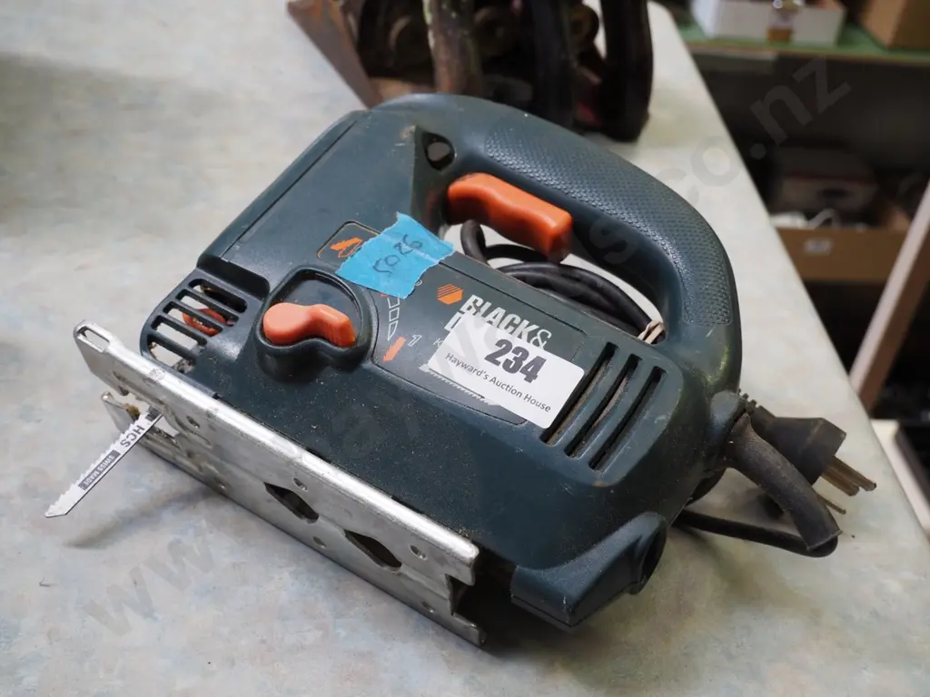 Black & Decker jigsaw Image 1++