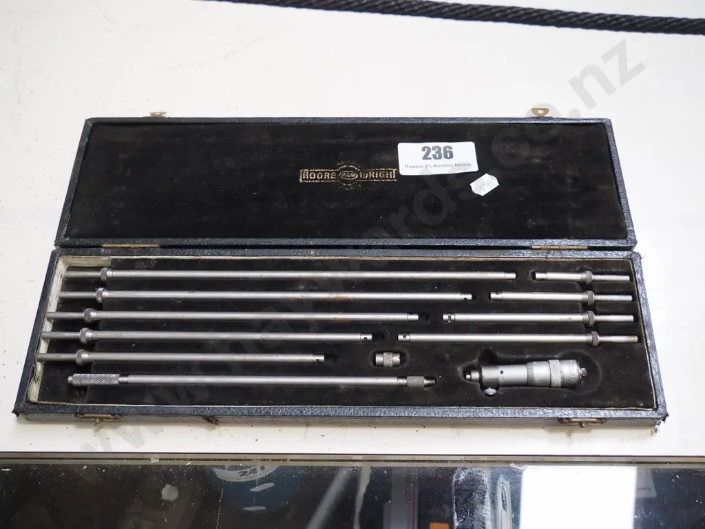Moore & Wright intside outside micrometers Image 1++
