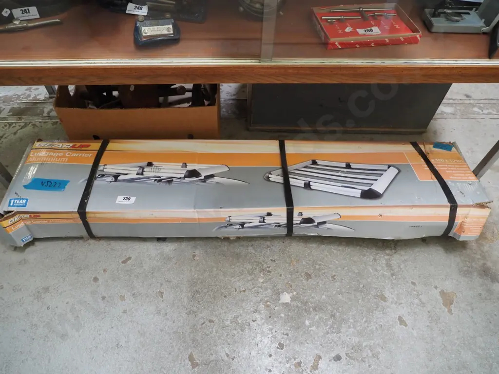 Gear Up aluminium roof rack/luggage carrier Image 1++
