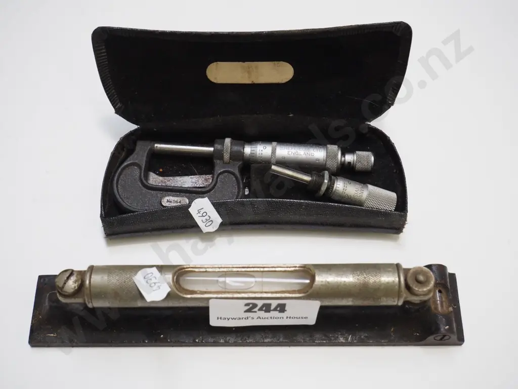 2 micrometers, engineers level Image 1++