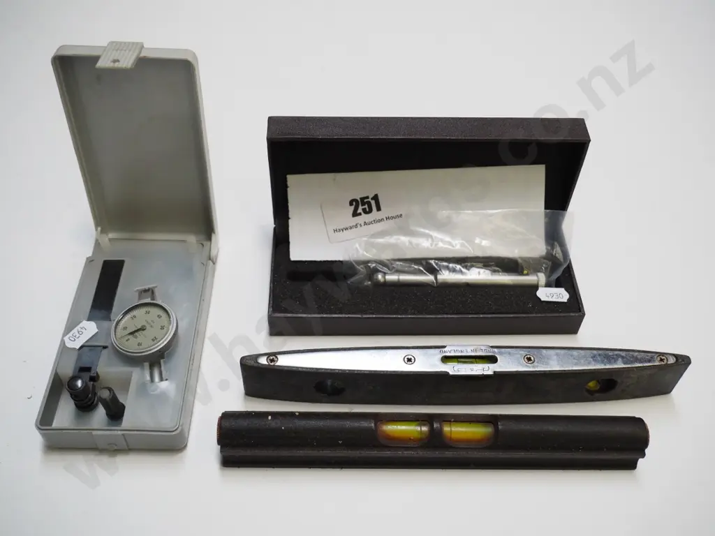 engineer's micrometers, 2 levels Image 1++