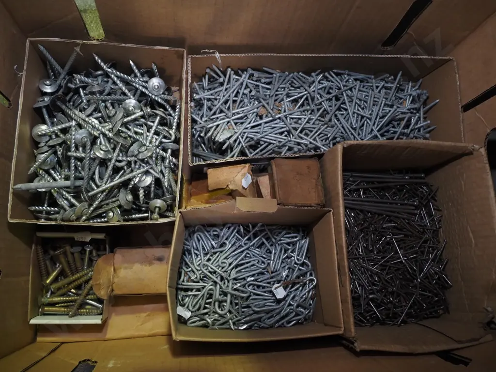 box of screws and nails Image 1++