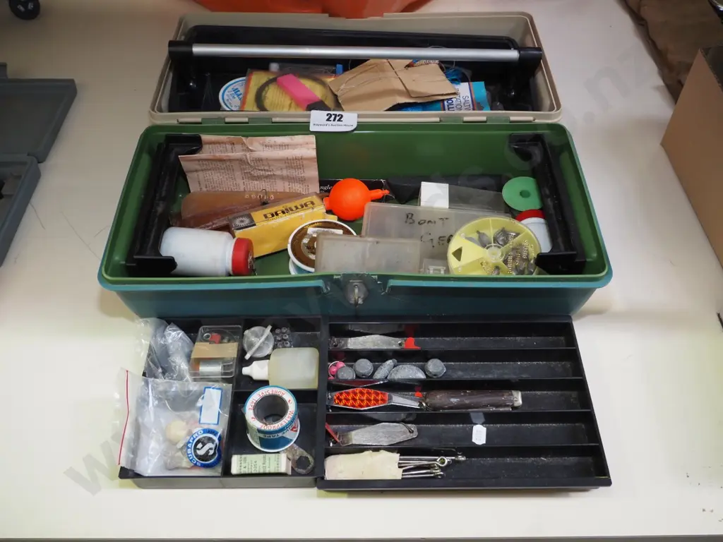 tackle box and contents; sinkers etc Image 1++