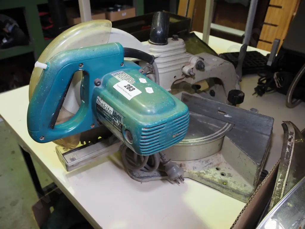Makita compound mitre saw Image 1++