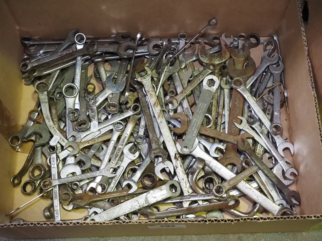 box of spanners Image 1++