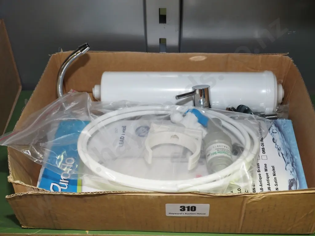bench top mounted water filter Image 1++