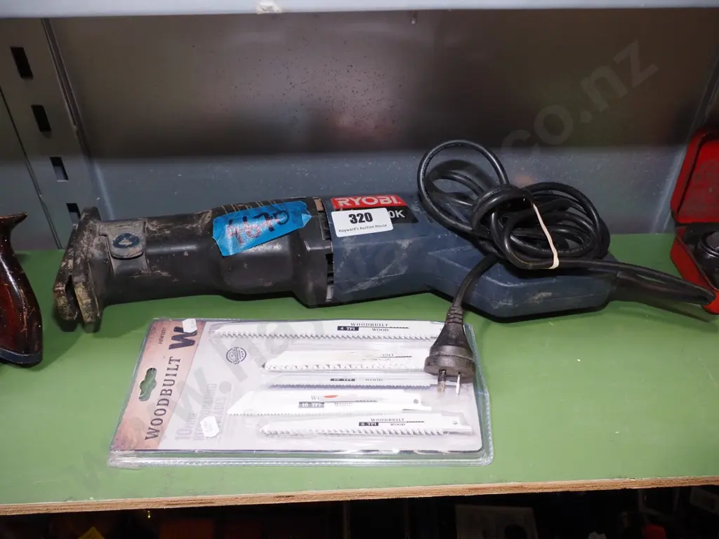 Ryobi reciprocating saw Image 1++