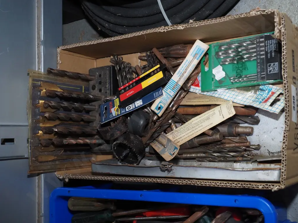 box; drill bits Image 1++