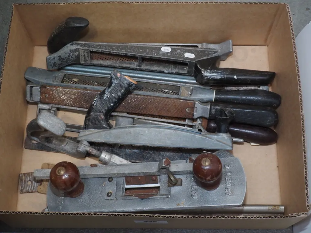 box; rasps, fibre board plane Image 1++
