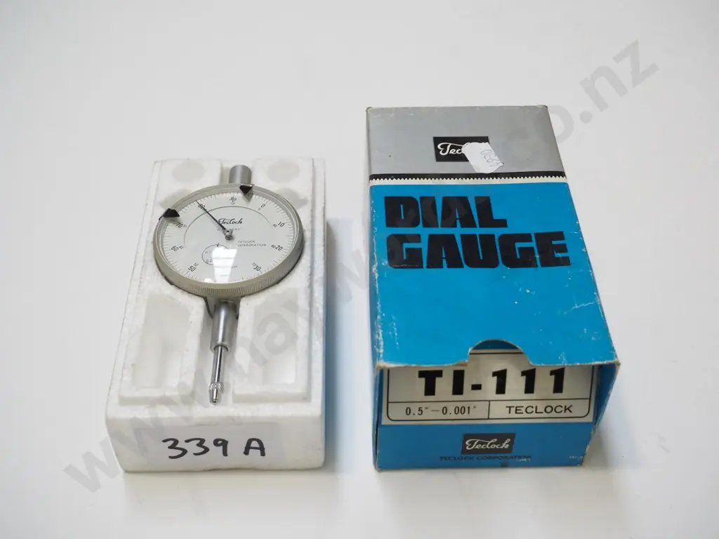 Teclock dial gauge Image 1++