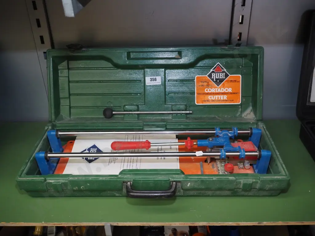 cased Rubi tile cutter Image 1++