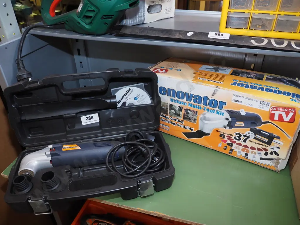 cased Renovator mutil tool kit Image 1++