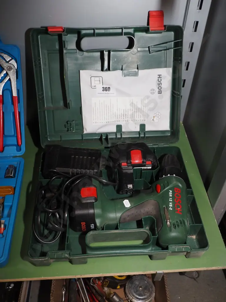Bosch 12V battery driill Image 1++