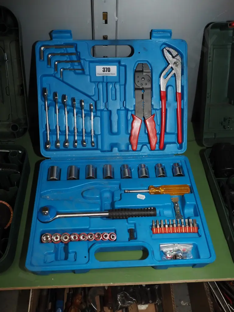 tool kit Image 1++