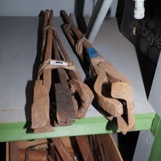 blacksmith's tools