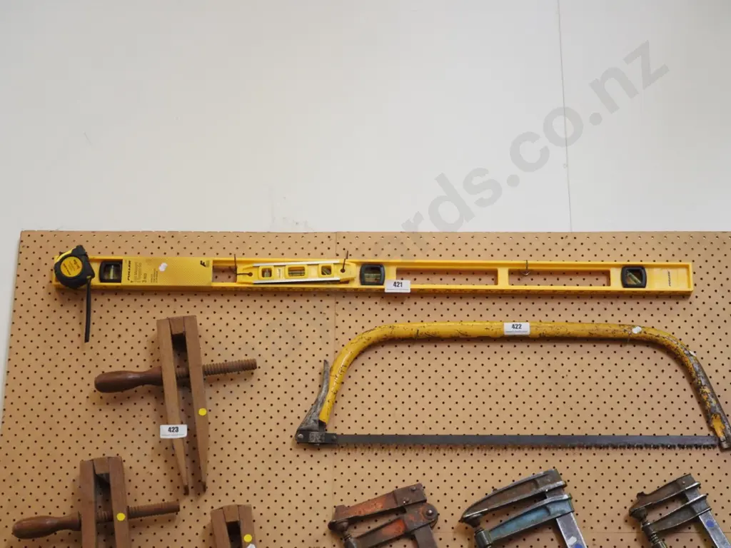 builder's levels x2 and tape measure Image 1++