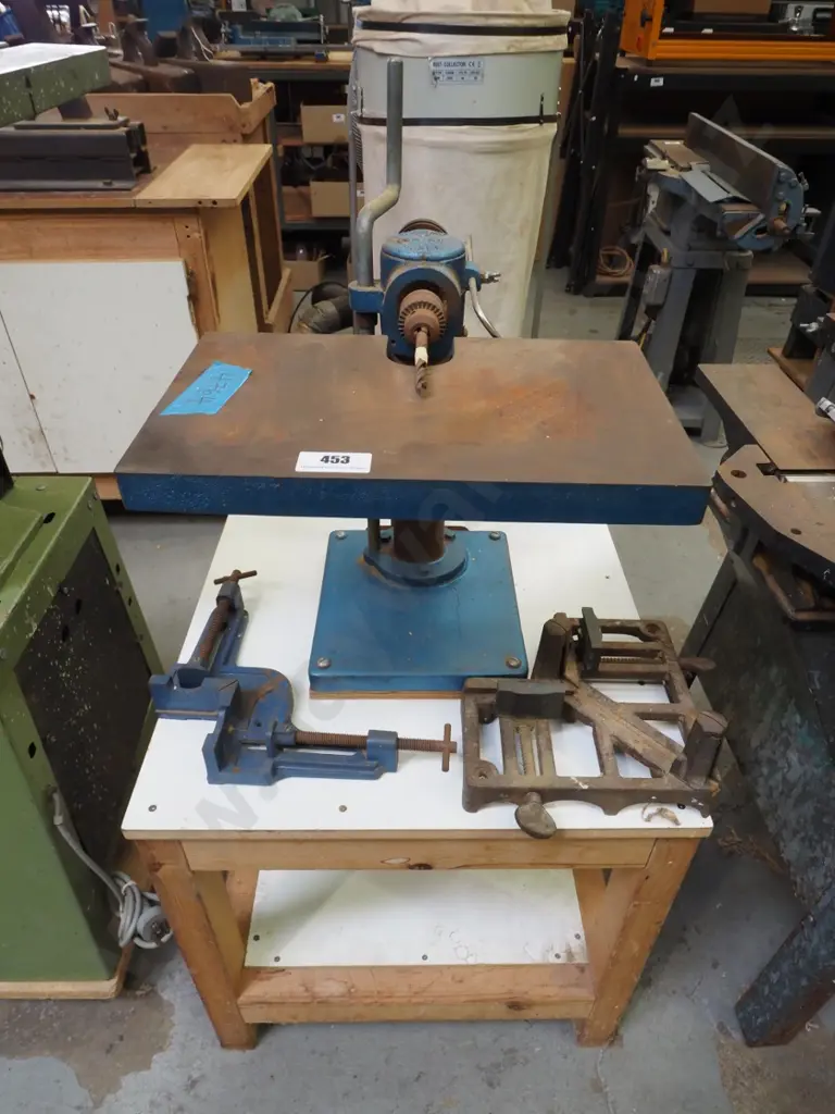horizontal borer, various clamps Image 1++