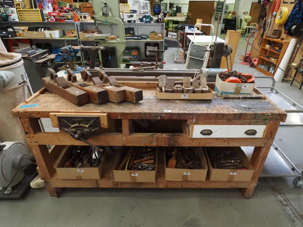work bench with Record No 58 vice Bench  H-920 W-1880 D-530 Image 1++