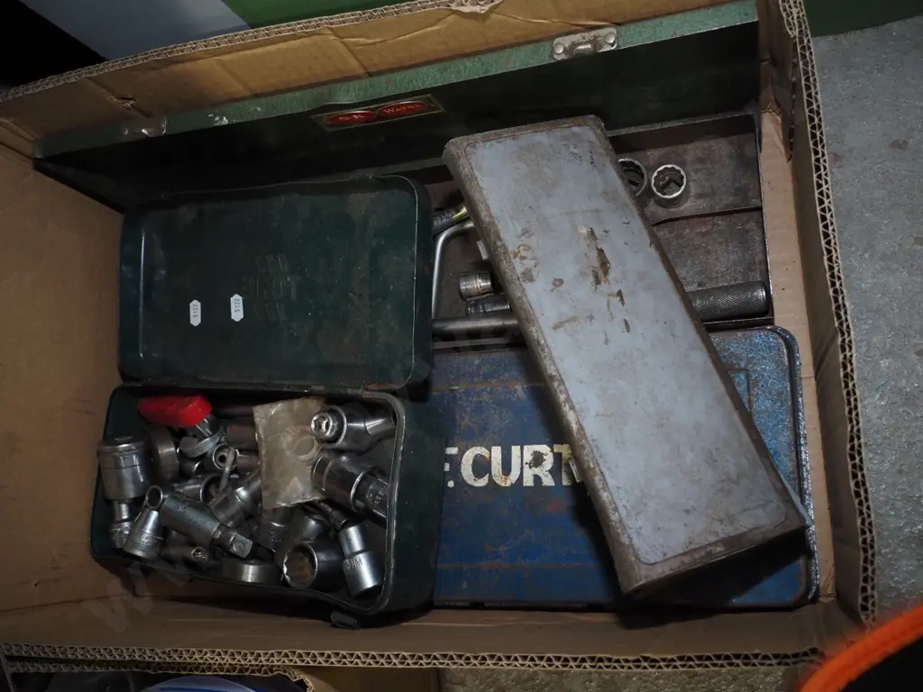 box of part socket sets Image 1++