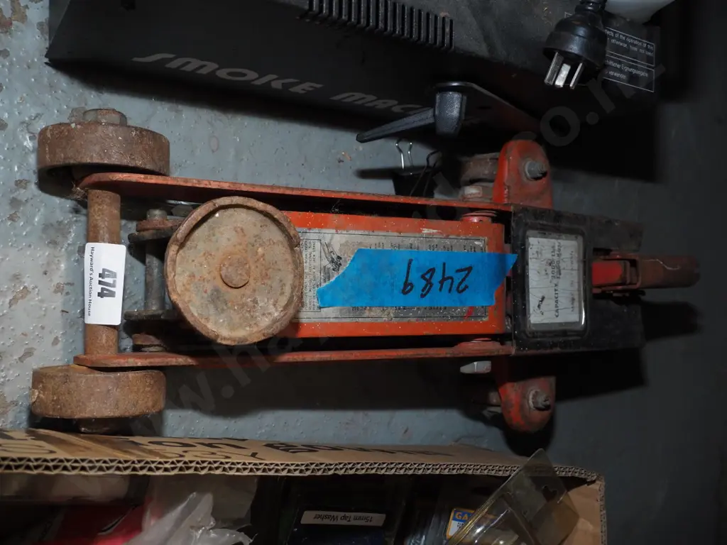 trolley jack - missing handle Image 1++