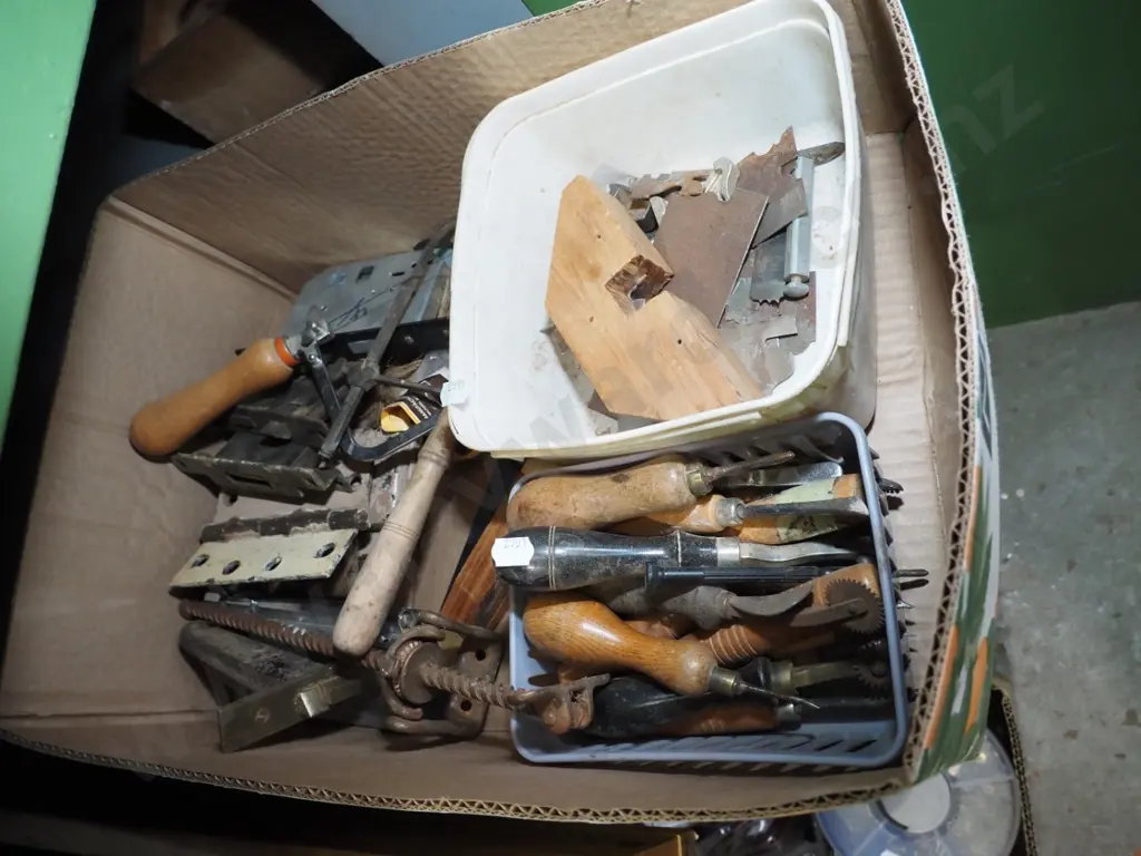 box; leather worker's tools, window hardware, door locks etc Image 1++