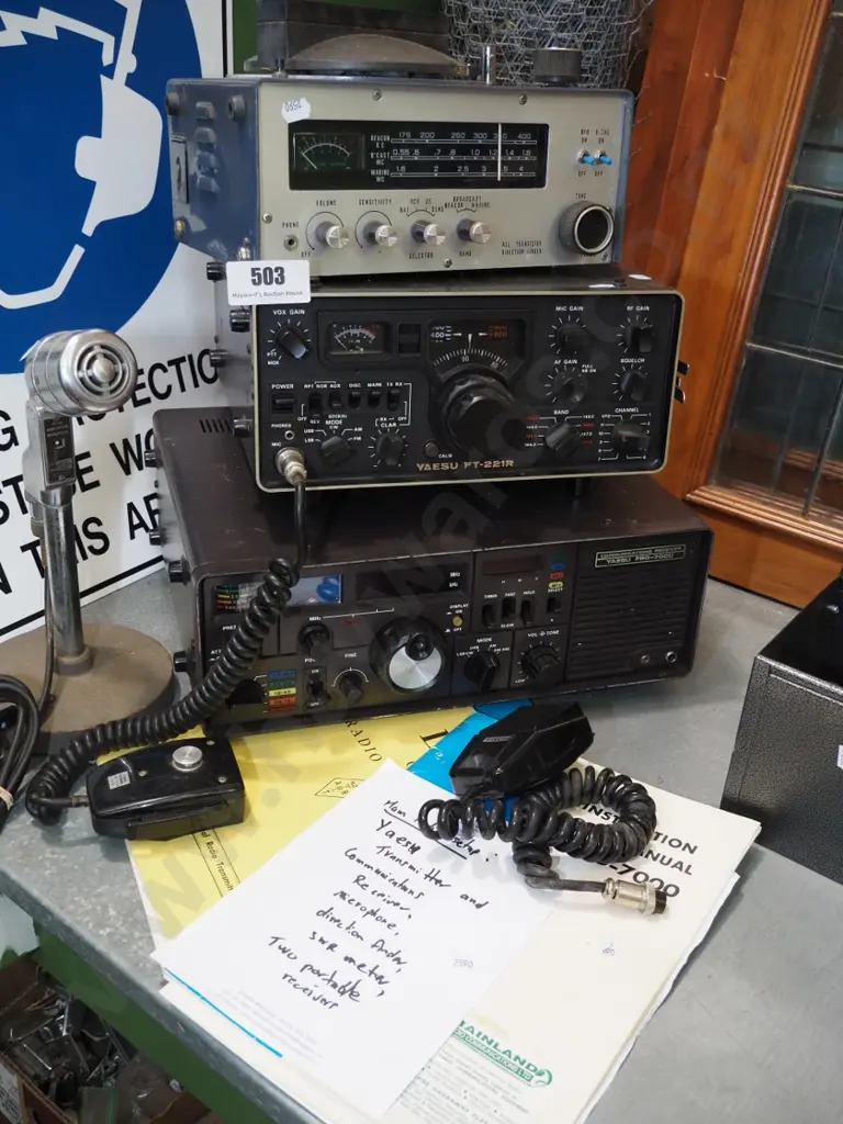 ham radio equipment Image 1++