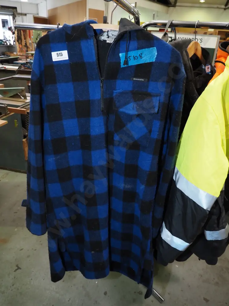 blue checked long bush shirt - XL Image 1++