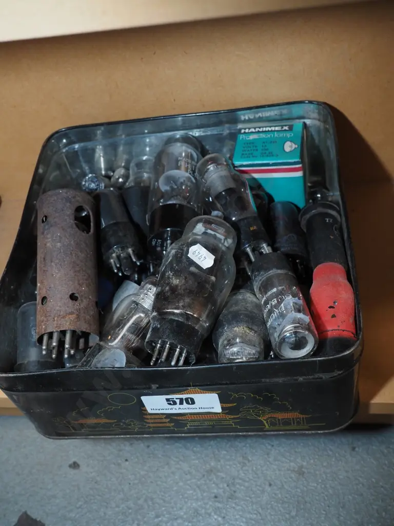box of radio valves Image 1++