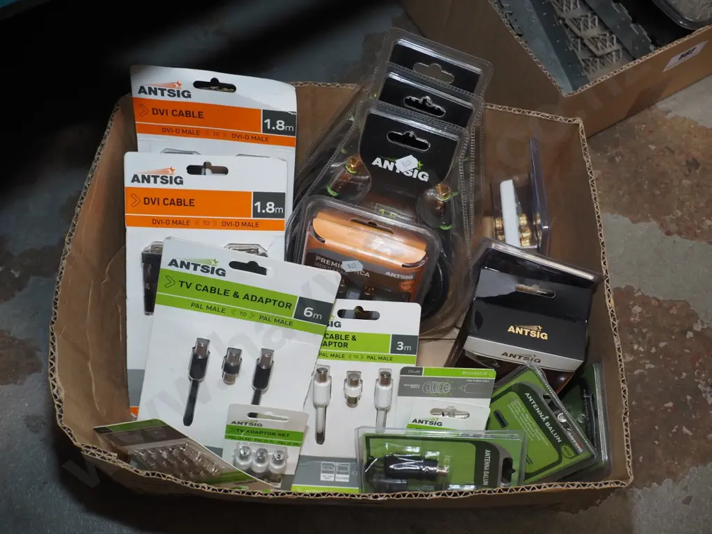 box of audio cables Image 1++