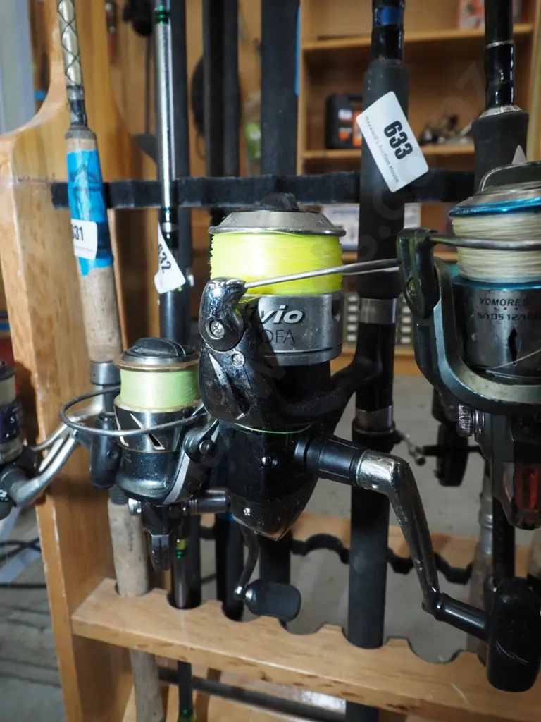 fishing rod and reel Image 1++