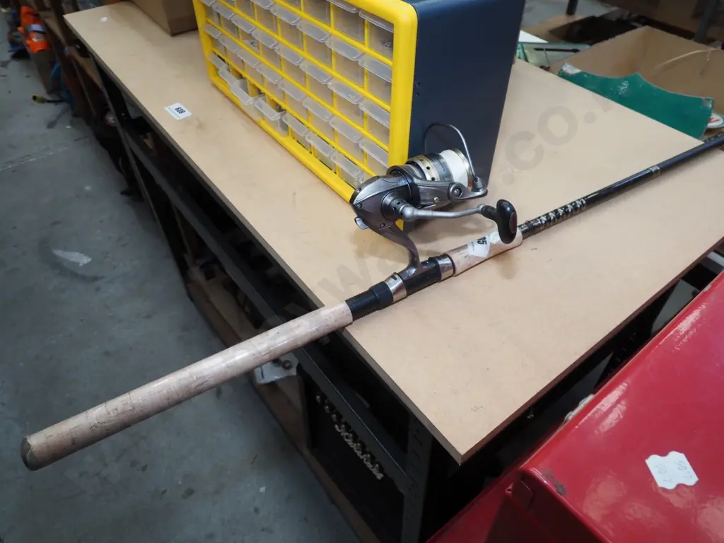fishing rod and reel Image 1++