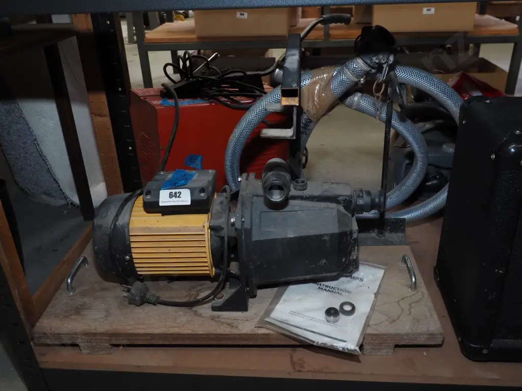 water pump and hose Image 1++