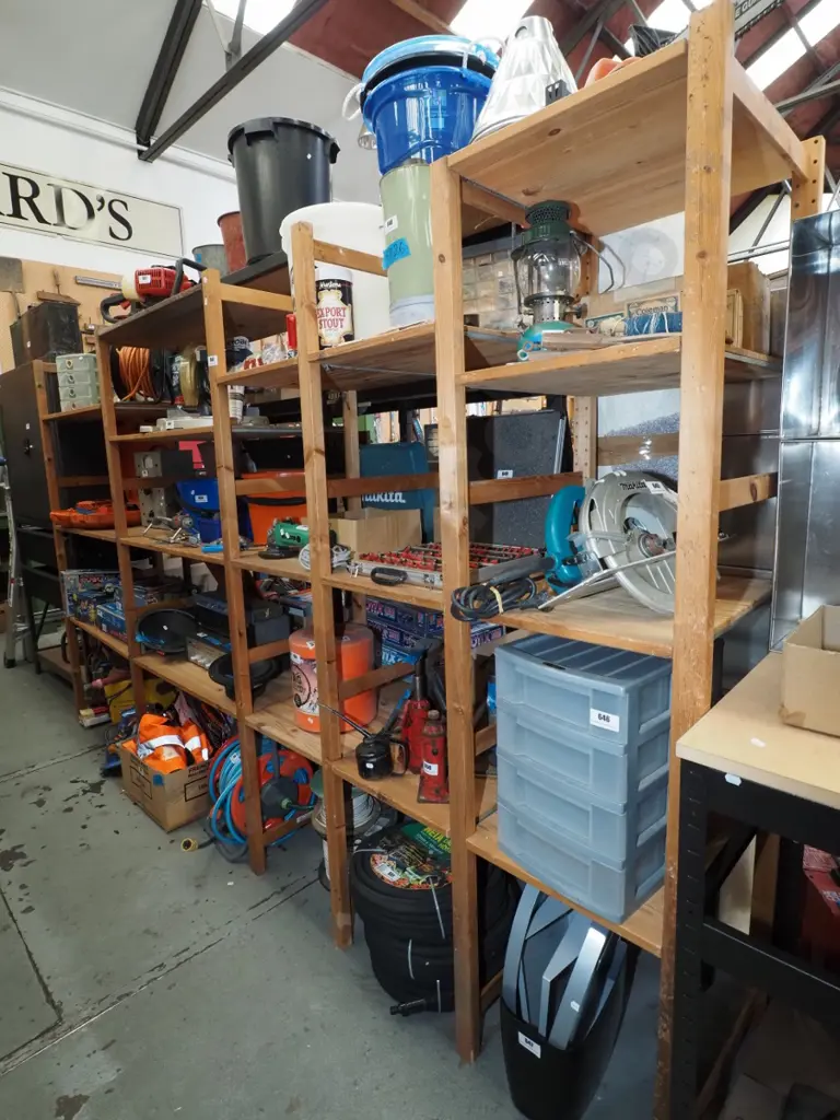 Lundia adjustable shelving Overall H-1800 W-3060 D-500 Image 1++