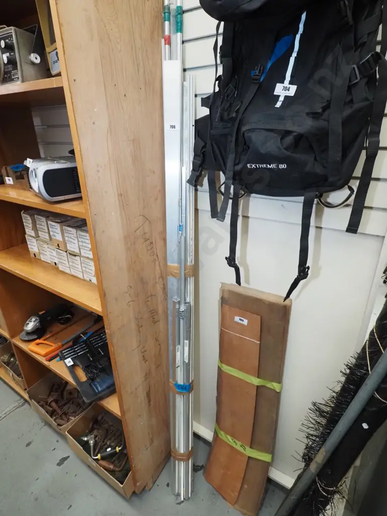 various extrusions, threaded rods etc Image 1++