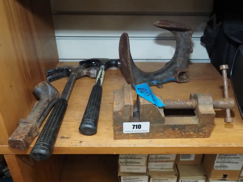 hammer, engineer's vice, last Image 1++