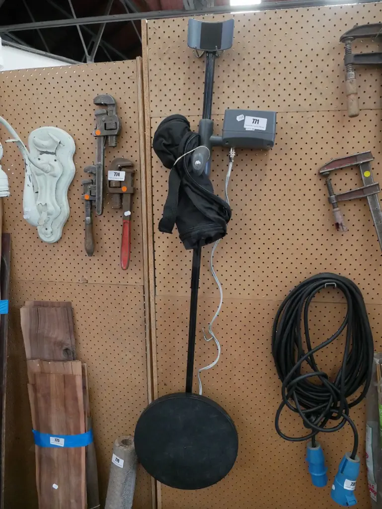 metal detector - As Is, No Returns Image 1++