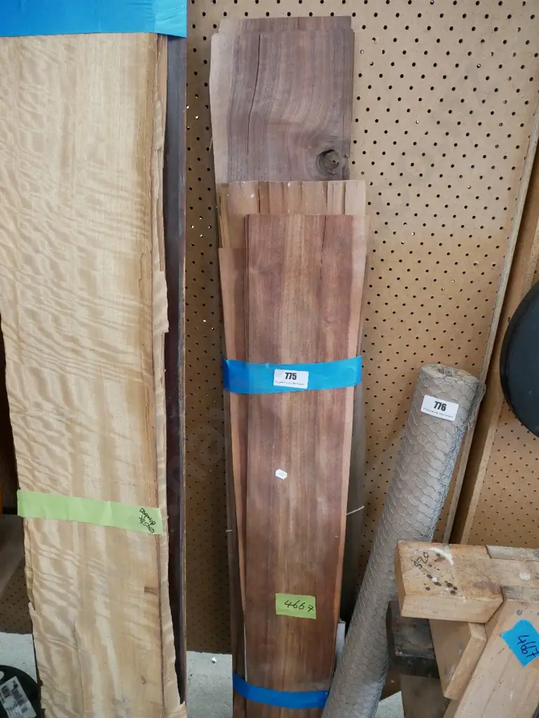 bundle of exotic timber veneer Image 1++