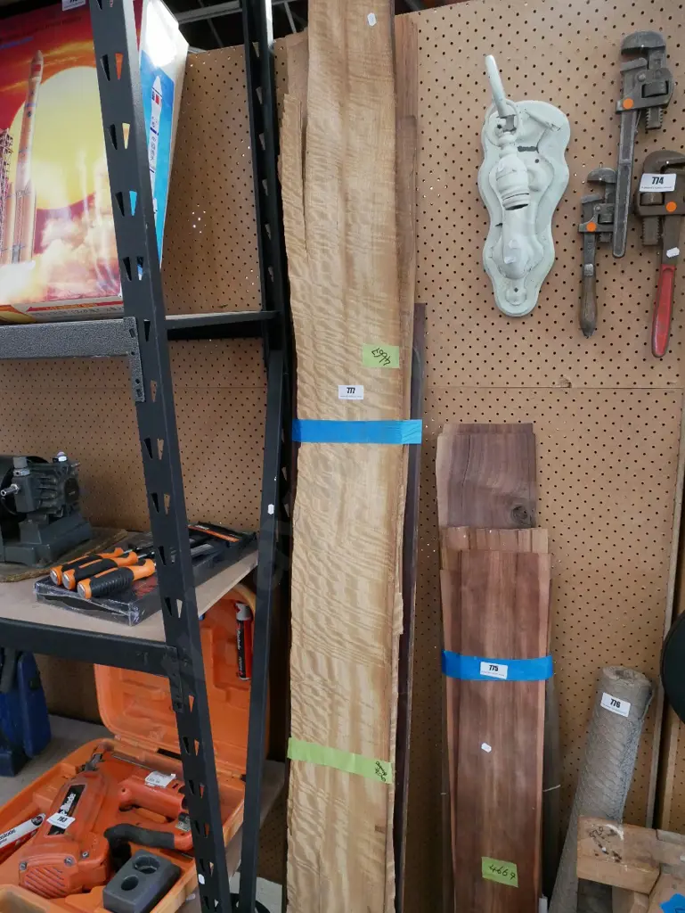 bundle of exotic timber veneer Image 1++