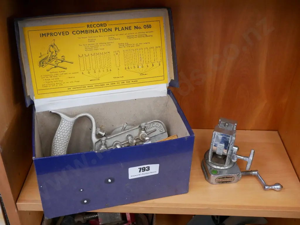 Record combination plane, small Gear Master adjustable stand Image 1++