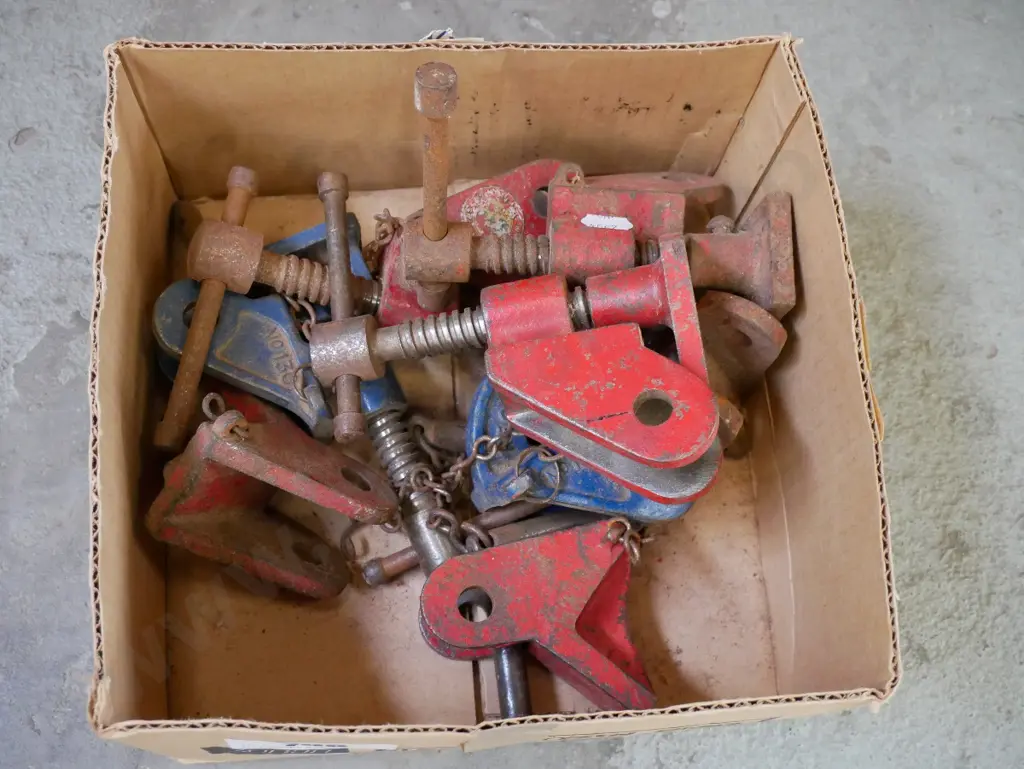 sash clamp ends Image 1++