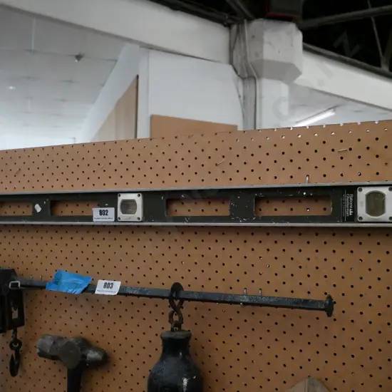 builder's level