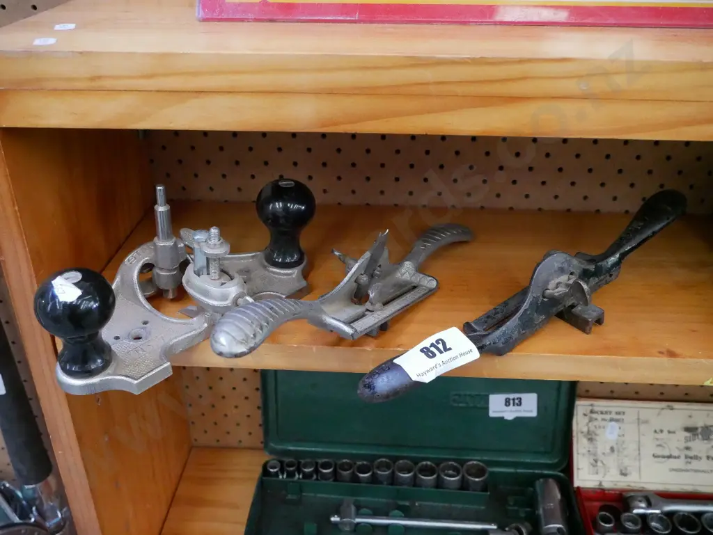 Stanley No 71 rebate plane, 2 spoke shaves Image 1++