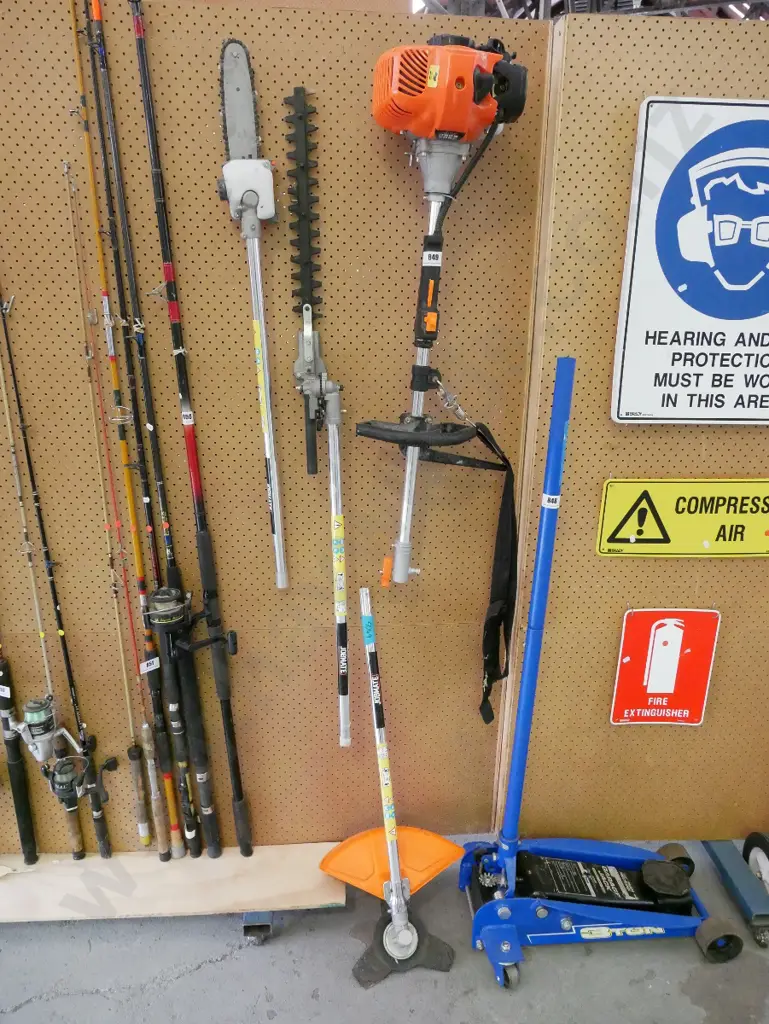 Jobmate 2 stroke multi tool Image 1++