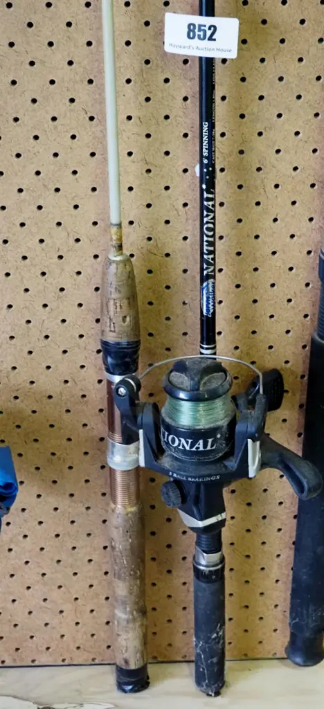 2 fishing rods - yellow dots Image 1++